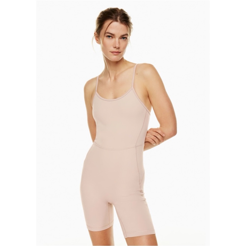 nwot TnAction TnaLIFE™ Leap 7" Romper S